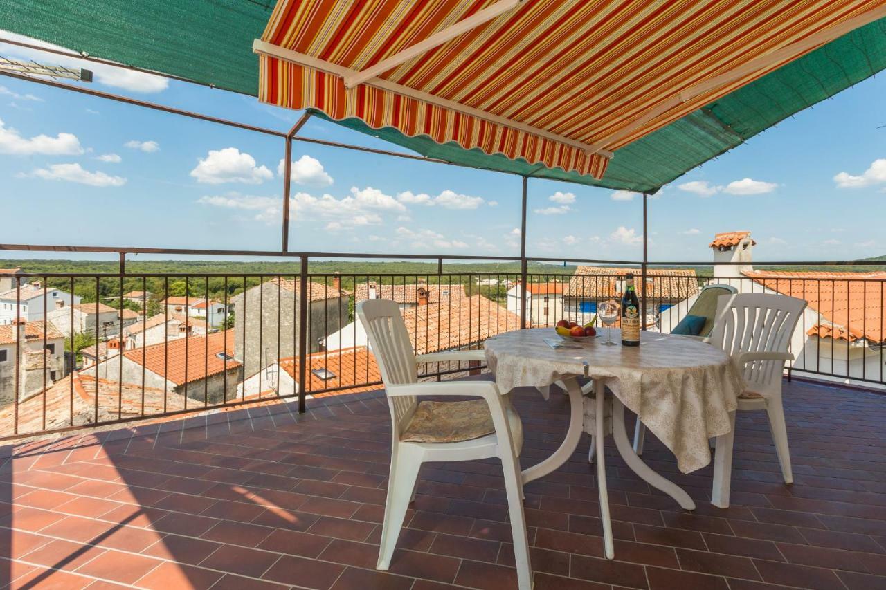 Guest House Robert I Mirna Бале Екстер'єр фото